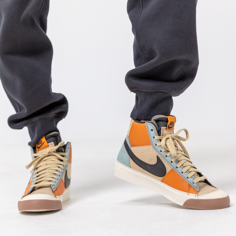 Nike Blazer Mid 