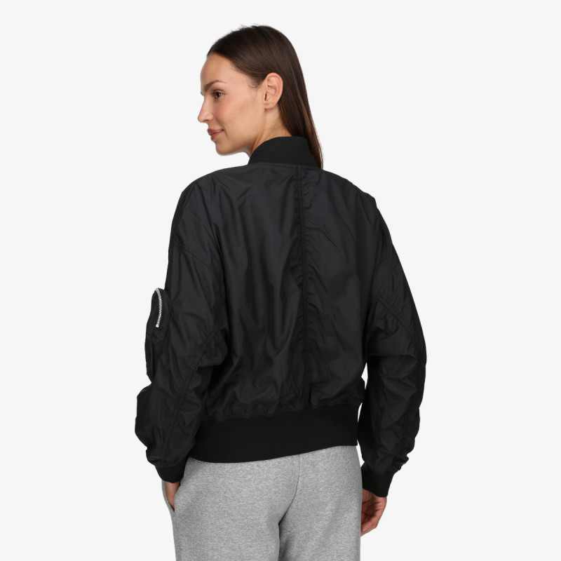 Nike Sportswear Essentials 