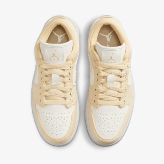 Nike Air Jordan 1 Low SE 