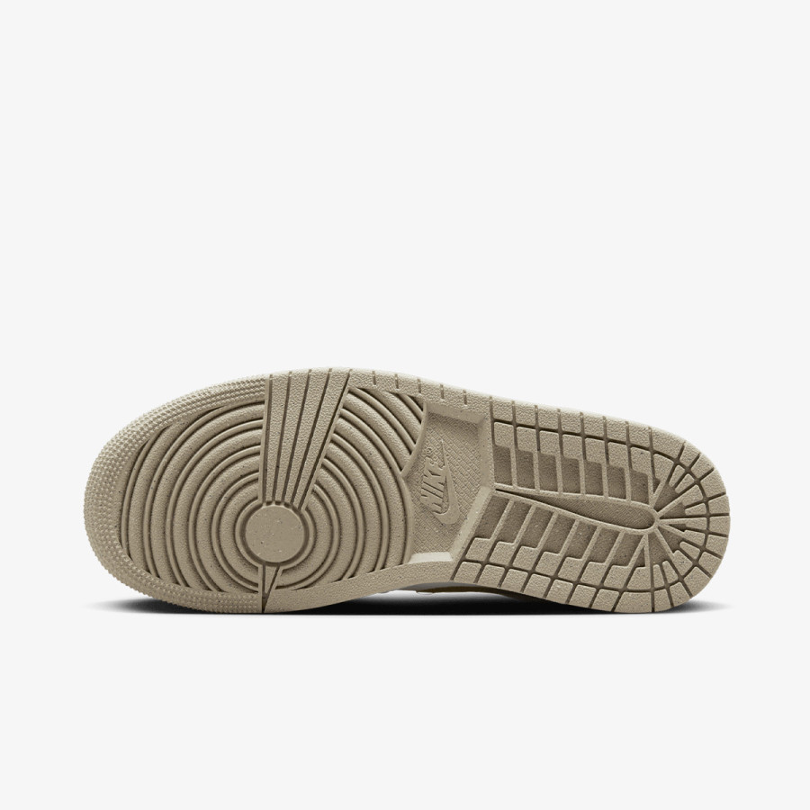 Nike Air Jordan 1 Low SE 