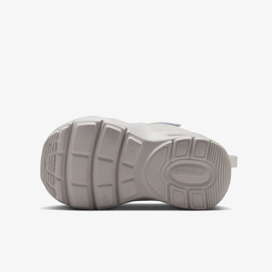 Nike AIR MAX NOVA BT 