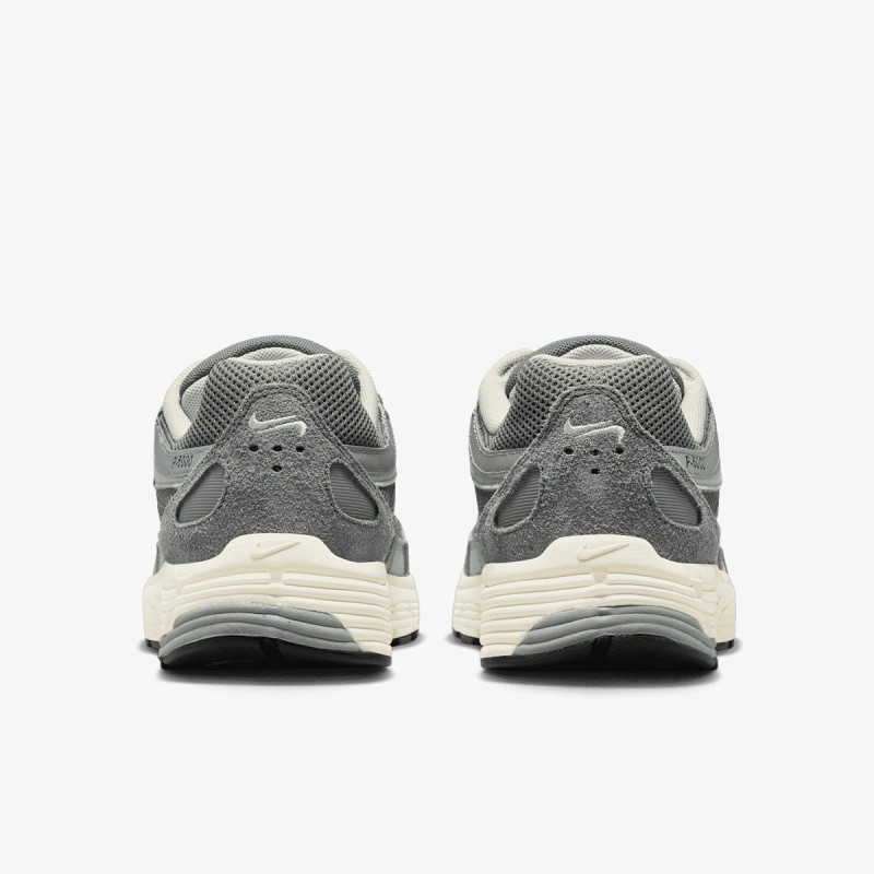 Nike NIKE P-6000 SPNT 