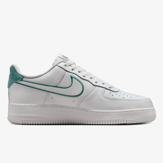 Nike AIR FORCE 1 '07 LV8 CP 