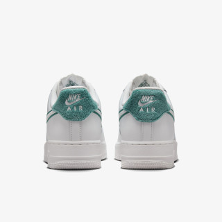 Nike AIR FORCE 1 '07 LV8 CP 