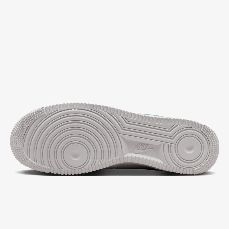 Nike AIR FORCE 1 '07 LV8 CP 