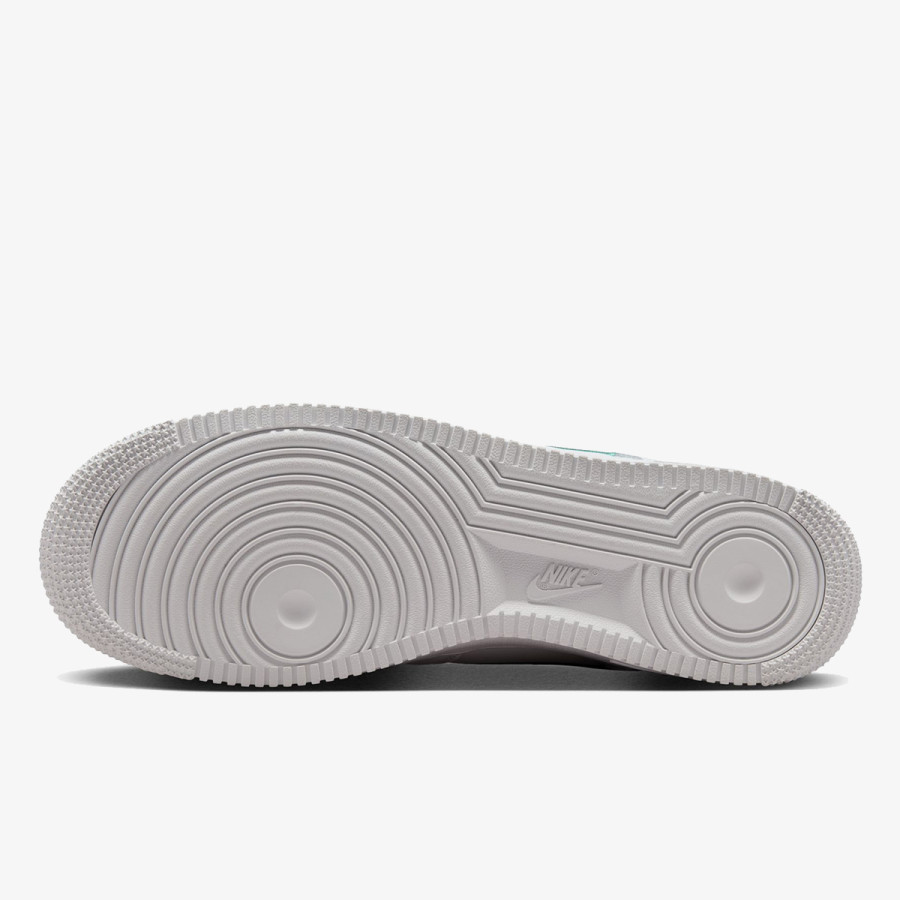 Nike AIR FORCE 1 '07 LV8 CP 