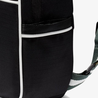 Nike Nike Sportswear Futura 365 BATOH 6 l 