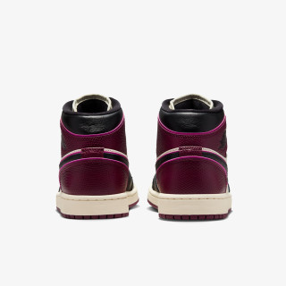 Nike Air Jordan 1 Mid SE 
