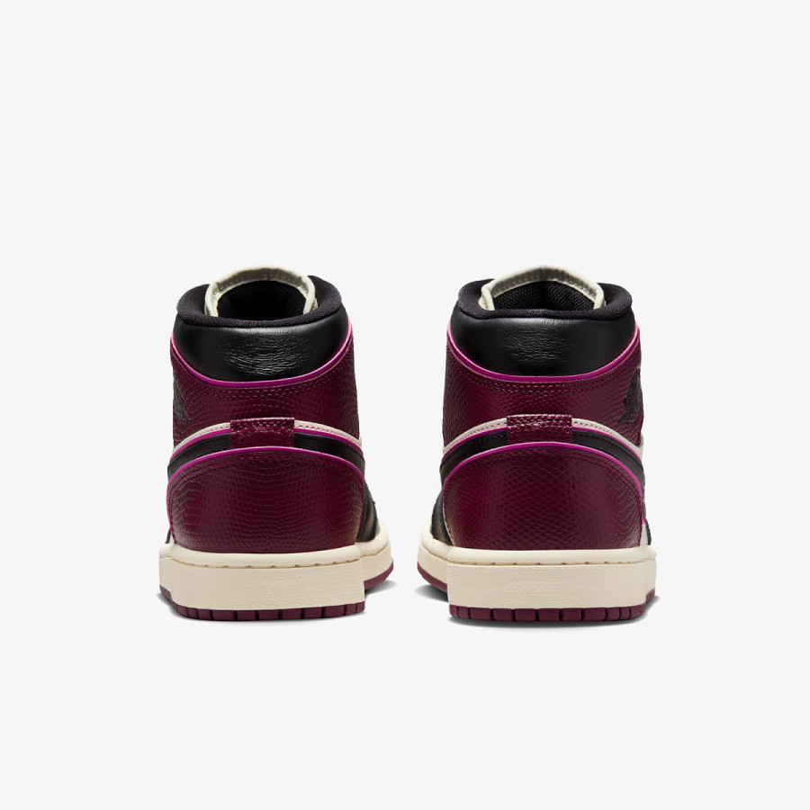 Nike Air Jordan 1 Mid SE 