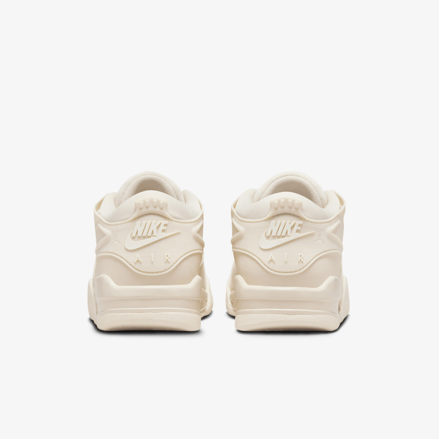 Nike WMNS AIR JORDAN 4 RM 