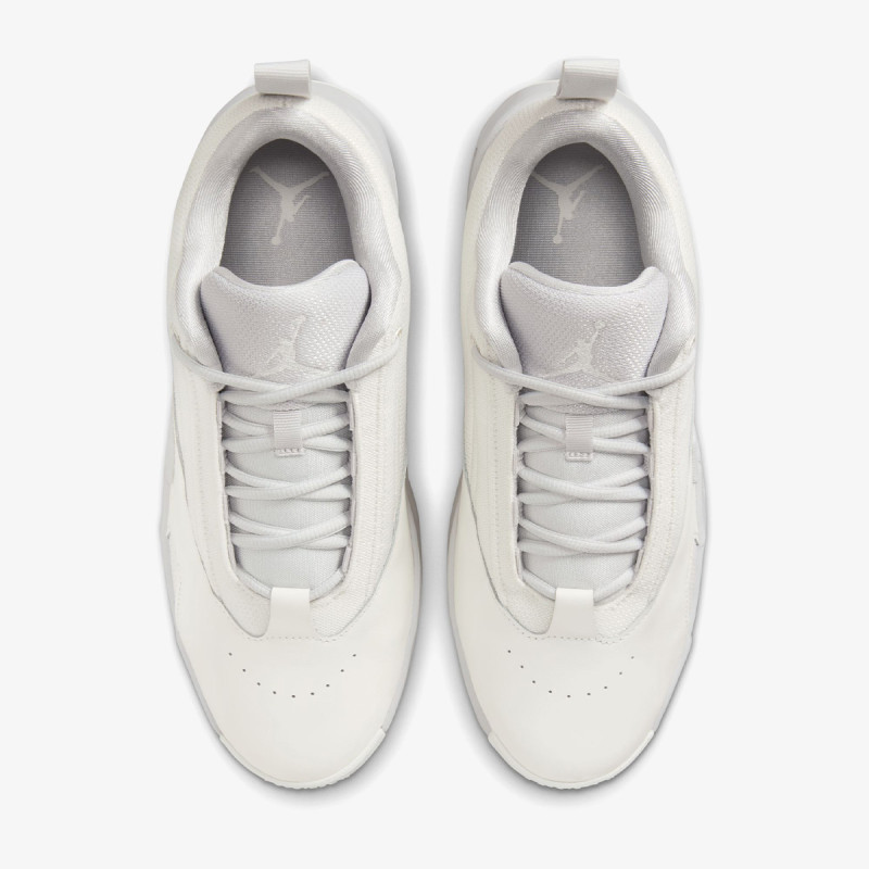 Nike Jordan Max Aura 6 