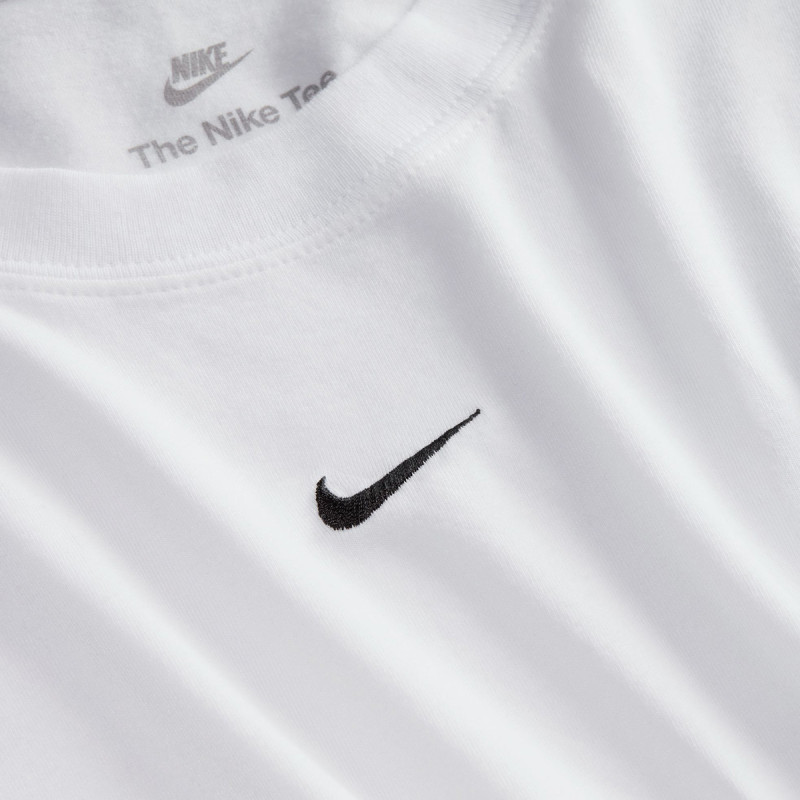 Nike Chill Knit 