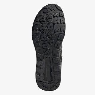 adidas COURTBEAT 