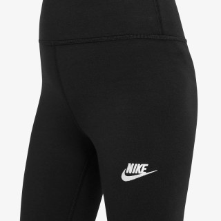 Nike Classic 
