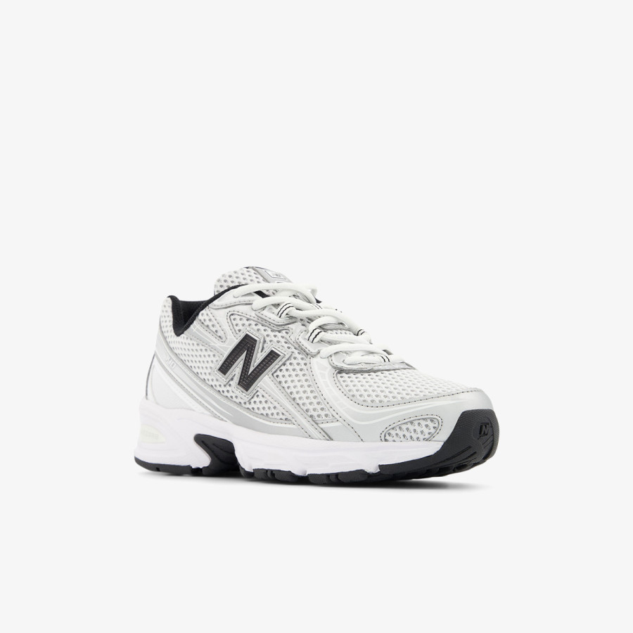 New Balance K 740 