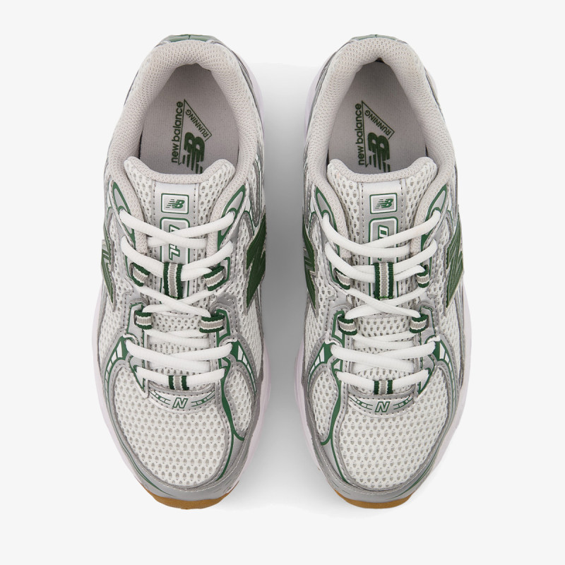 New Balance K 740 