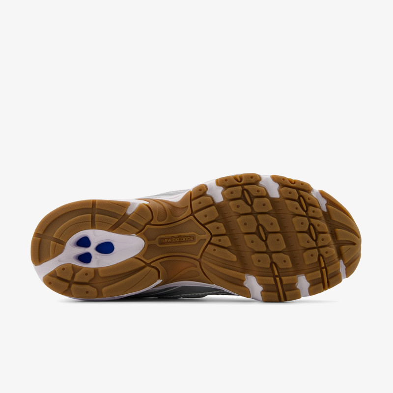 New Balance K 740 