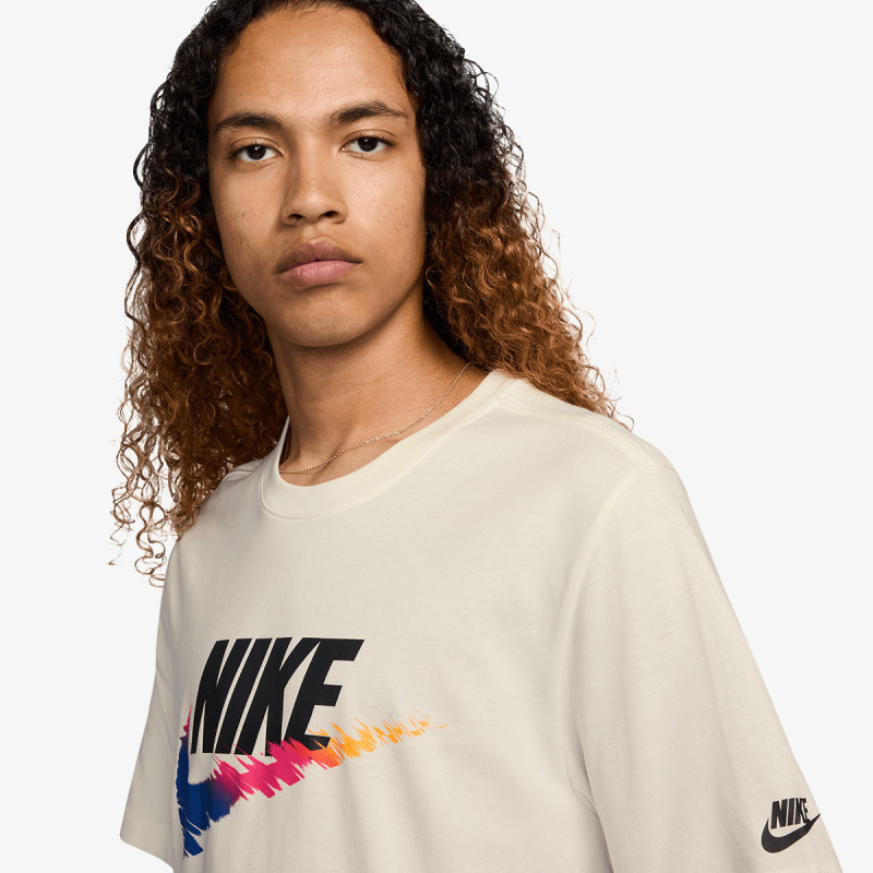 Nike Sportswear 