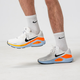 Nike NIKE STRUCTURE 26 
