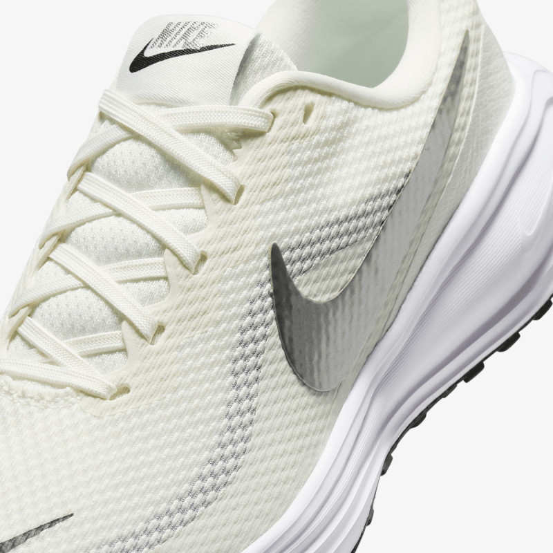 Nike W NIKE REVOLUTION 8 