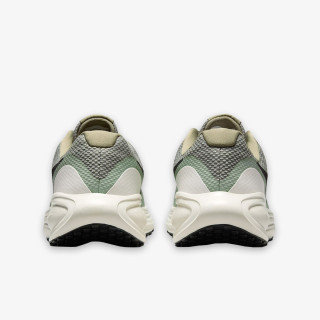 Nike REVOLUTION 8 