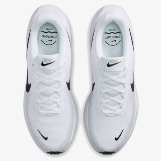 Nike REVOLUTION 8 