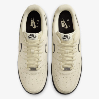 Nike AIR FORCE 1 '07 LV8 