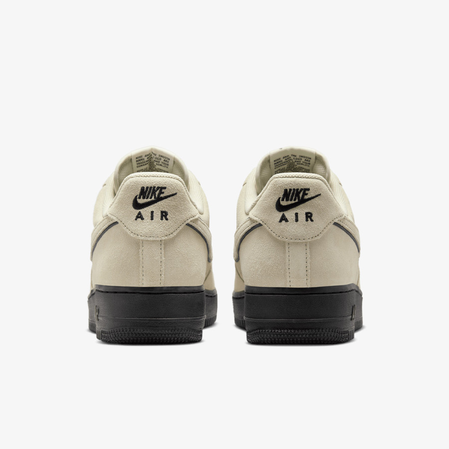 Nike AIR FORCE 1 '07 LV8 