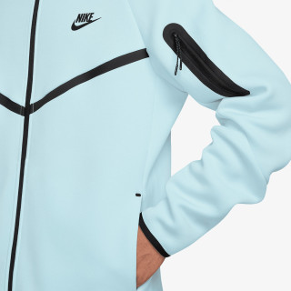 Nike Tech 