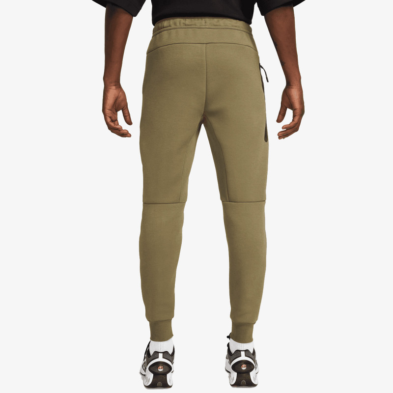 Nike M NK TCH FLC JGGR 