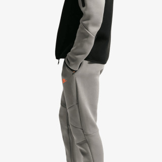 Nike M NK TCH FLC JGGR 