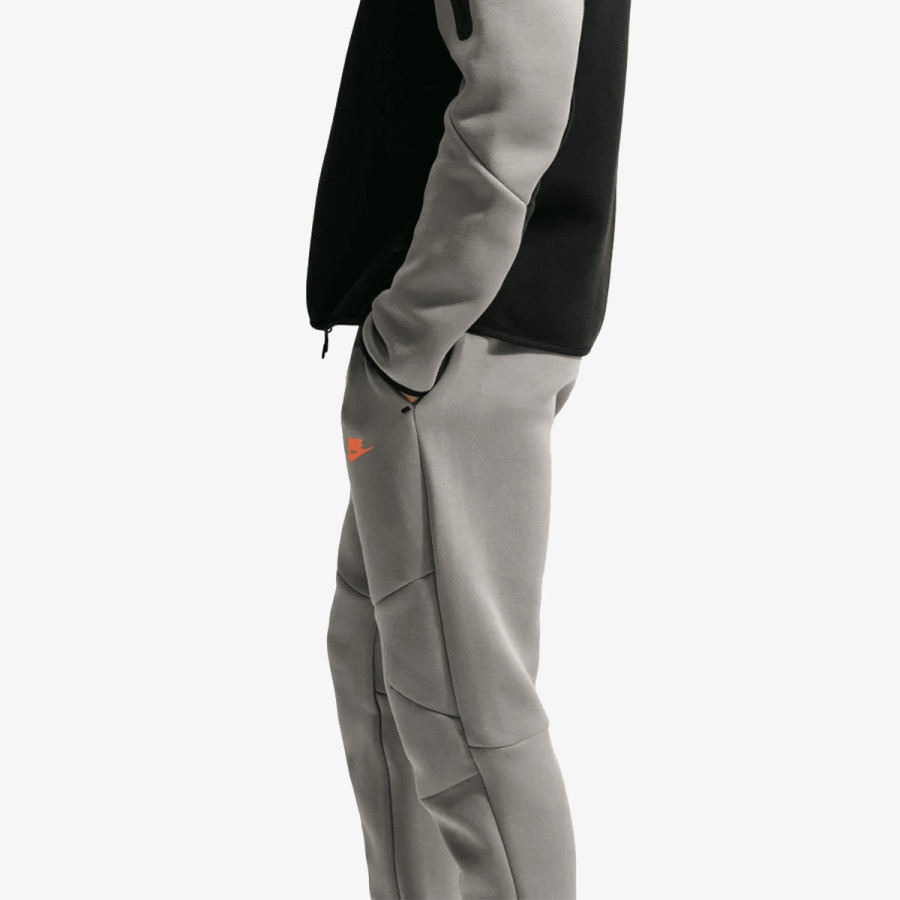Nike M NK TCH FLC JGGR 