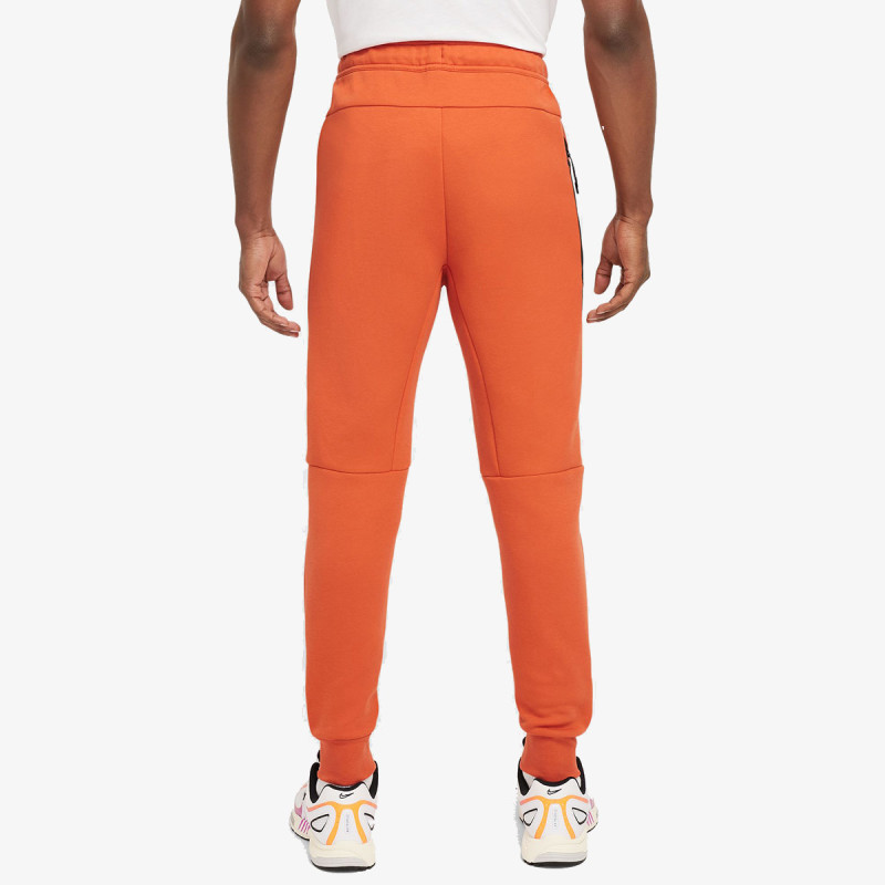 Nike M NK TCH FLC JGGR 