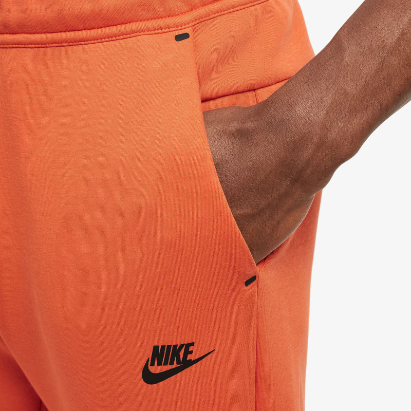 Nike M NK TCH FLC JGGR 