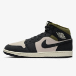 Nike Air Jordan 1 SE 