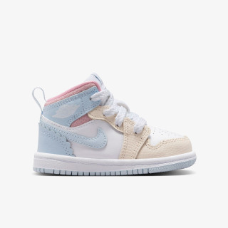 Nike 1 MID SE FEM GT 