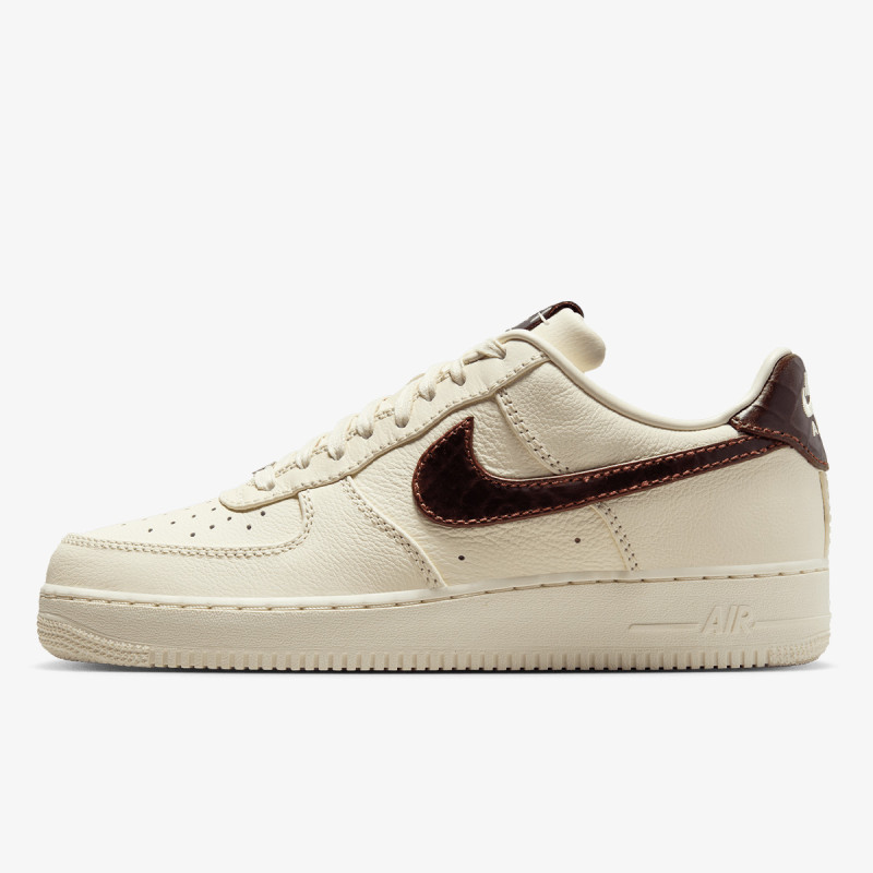 Nike AIR FORCE 1 '07 
