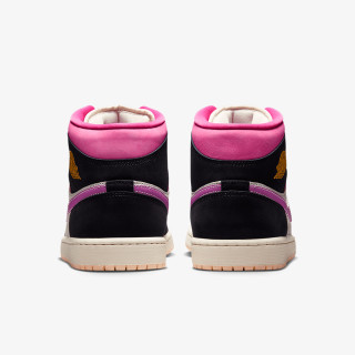 Nike AIR JORDAN 1 MID SE 