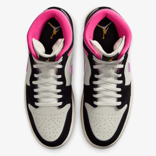 Nike AIR JORDAN 1 MID SE 