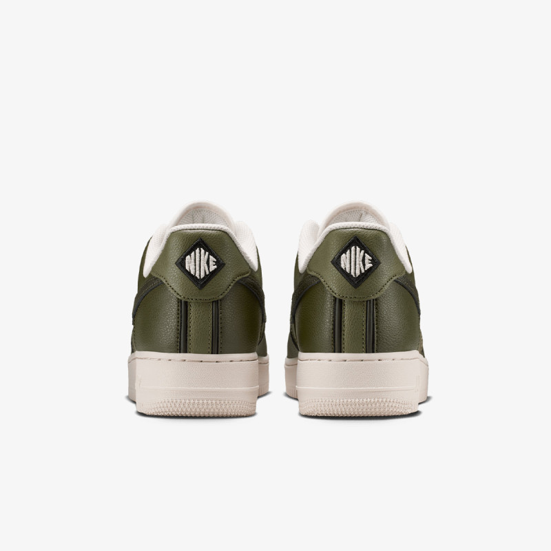 Nike AIR FORCE 1 '07 LV8 SPORT 