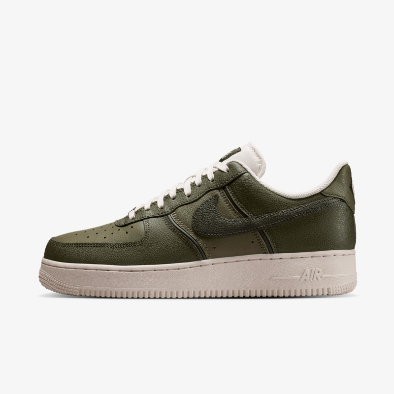 Nike AIR FORCE 1 '07 LV8 SPORT 
