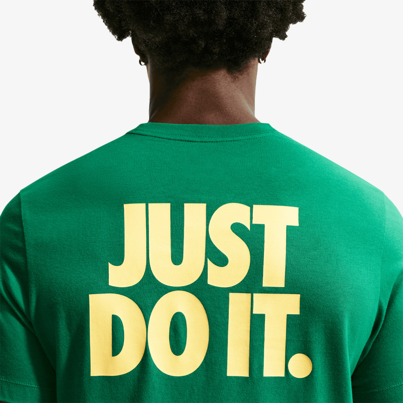 Nike Sportswear 
