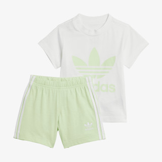 adidas Trefoil 