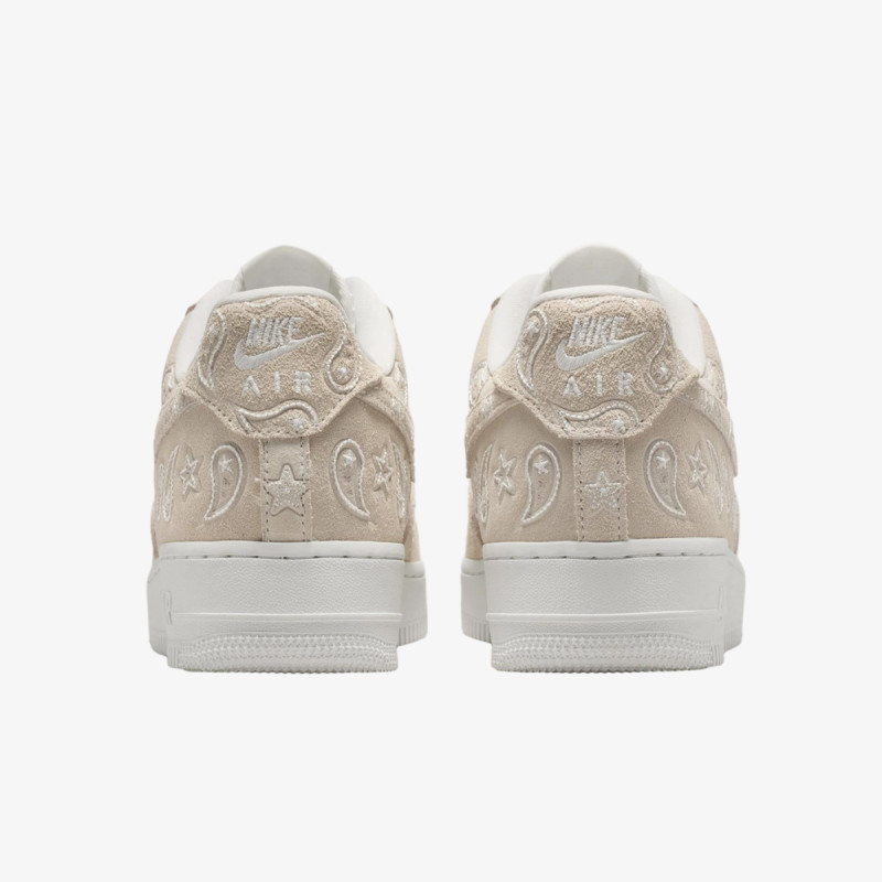 Nike AIR FORCE 1 '07 LV8 