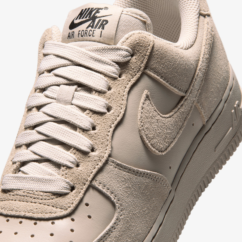 Nike WMNS AIR FORCE 1 '07 
