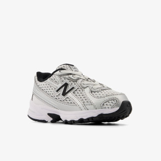 New Balance K 740 