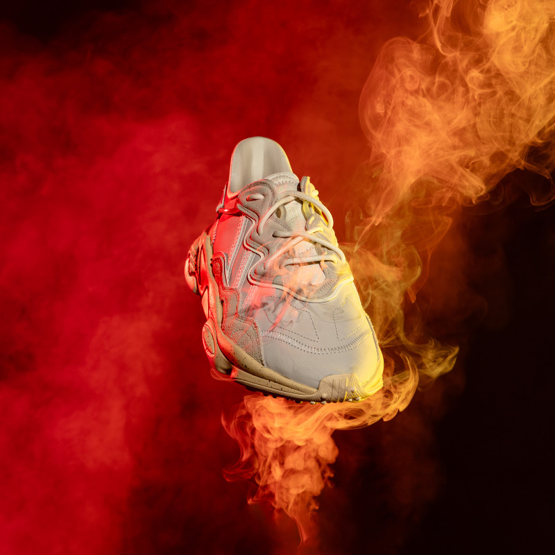 adidas OZWEEGO 