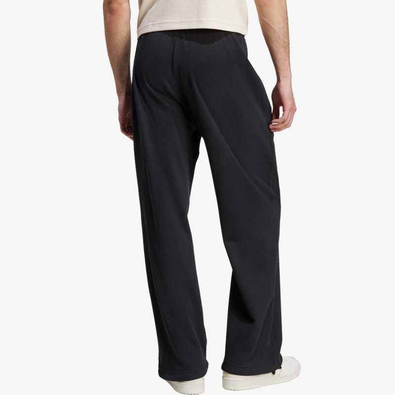 adidas ESSENTIALS PT 