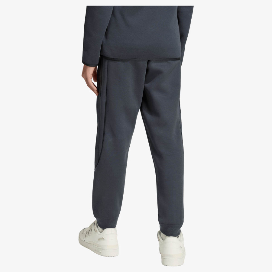 adidas SPACER TP 