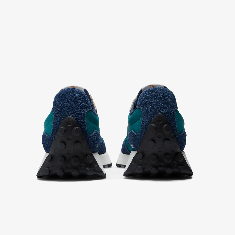 New Balance 327 